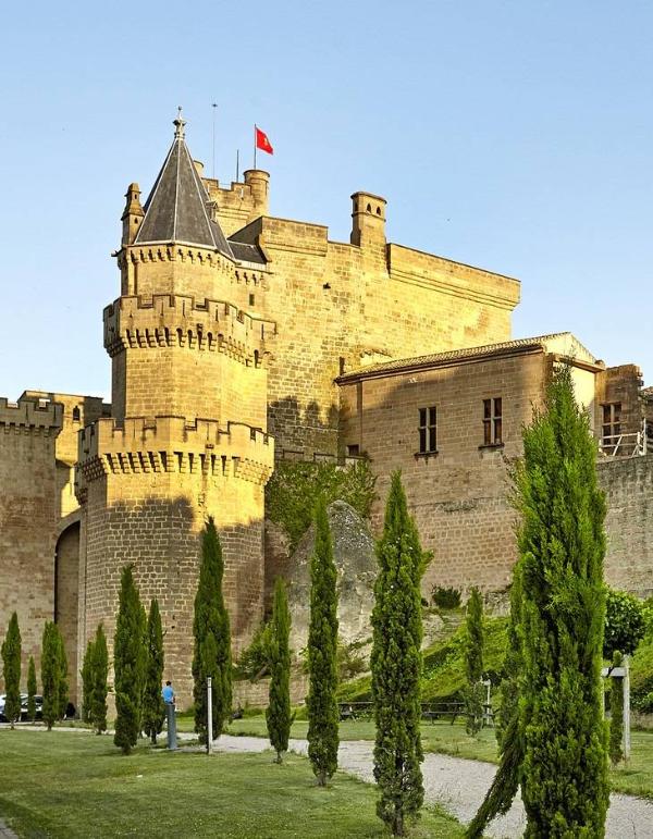 Detalle de una torre del Palacio Real